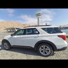 Ford Explorer 2022