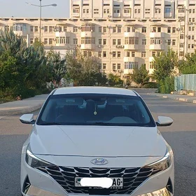 Hyundai Elantra 2021