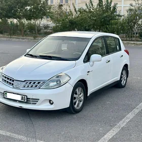 Nissan Versa 2009