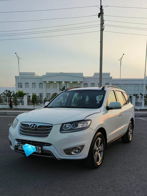 Hyundai Santa Fe 2012 - 1