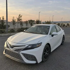 Toyota Camry 2023