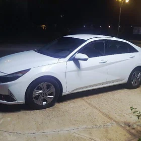 Hyundai Elantra 2021