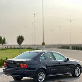 BMW E39 2001