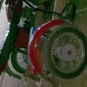 Iž Planeta 5 2000