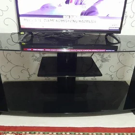 Podstavka televizor