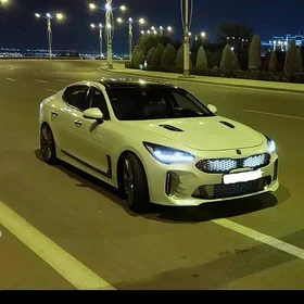 Kia Stinger 2018