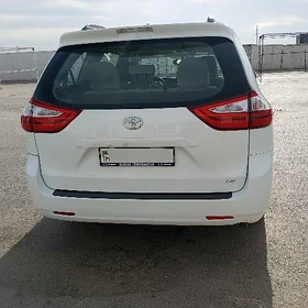 Toyota Sienna 2017