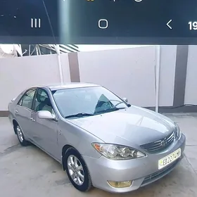 Toyota Camry 2004