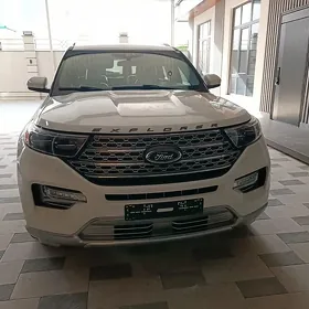 Ford Explorer 2021