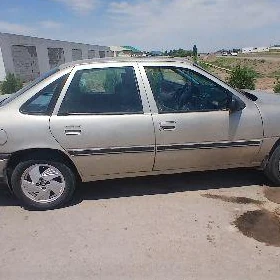 Opel Vectra 1990