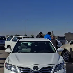 Toyota Camry 2010