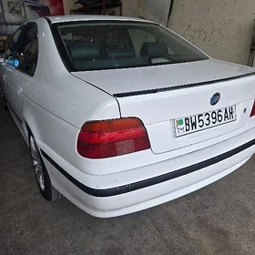 BMW E39 1998