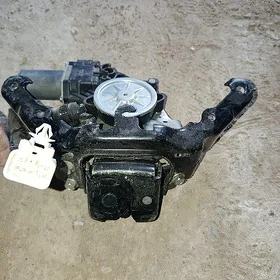 Lexus bagaj zamok