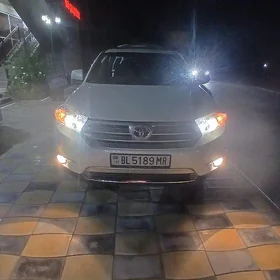 Toyota Highlander 2010