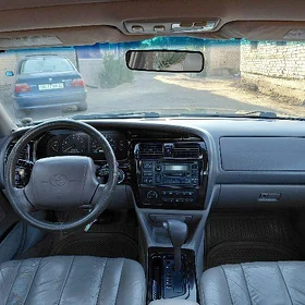 Toyota Avalon 1999
