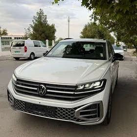 Volkswagen Touareg 2025