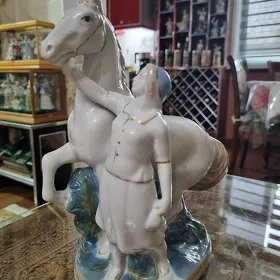 Статуэтки, разные
