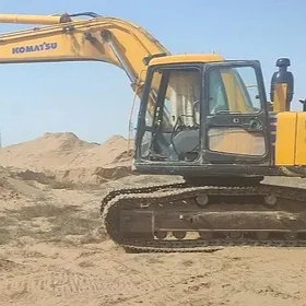 Komatsu PC200LC-8 2004