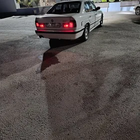 BMW 525 1989