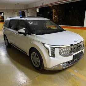 Kia Carnival 2025