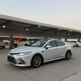 Toyota Camry 2023