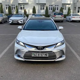 Toyota Camry 2022