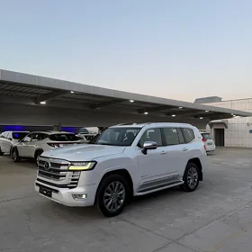 Toyota Land Cruiser 2023