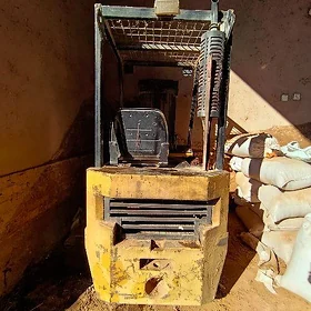 Kara Forklift 2000