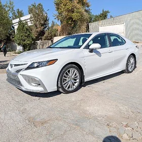 Toyota Camry 2022