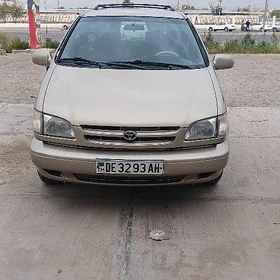 Toyota Sienna 2000