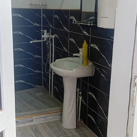 Satlyk mellek jaý