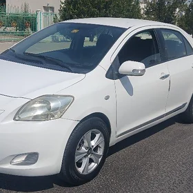 Toyota Yaris 2008