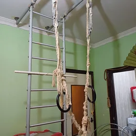 шведская стенка