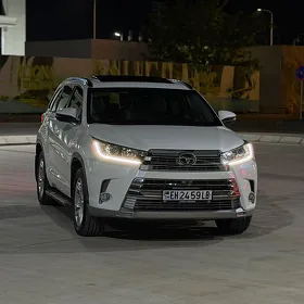 Toyota Highlander 2018