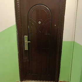 DAŞKY DEMIR GAPY