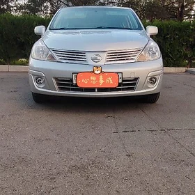 Nissan Versa 2010