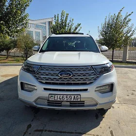 Ford Explorer 2021