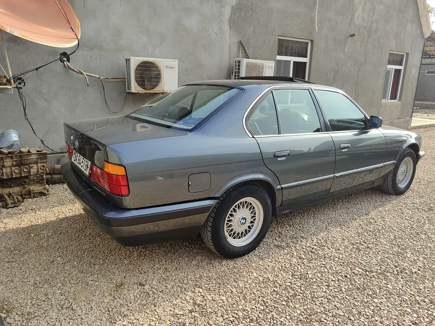 BMW 525 1990 - 1