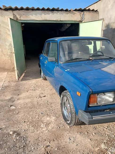 Lada 2105 2008 - 1