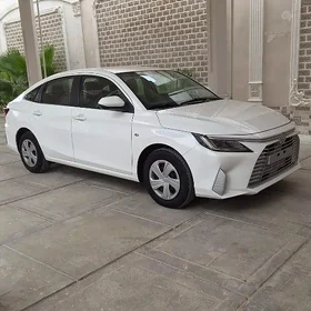 Toyota Yaris 2023