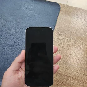 IPHONE 17 PRO SILVER