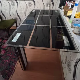 стол