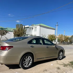 Lexus ES 350 2011