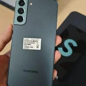 Samsung S 22+ 8_256