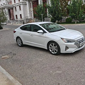 Hyundai Elantra 2020