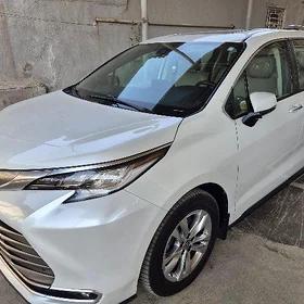 Toyota Sienna 2023