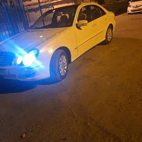 Mercedes-Benz E350 2006