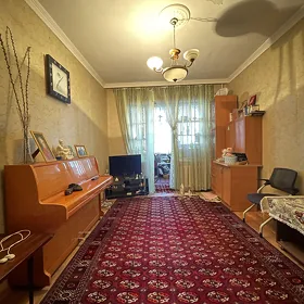 Ким район 3 комн 3 этаж