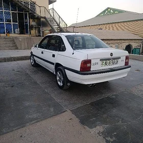 Opel Vectra 1991