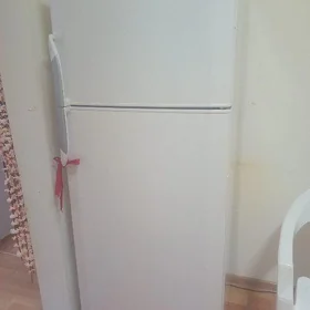 холодильник BEKO